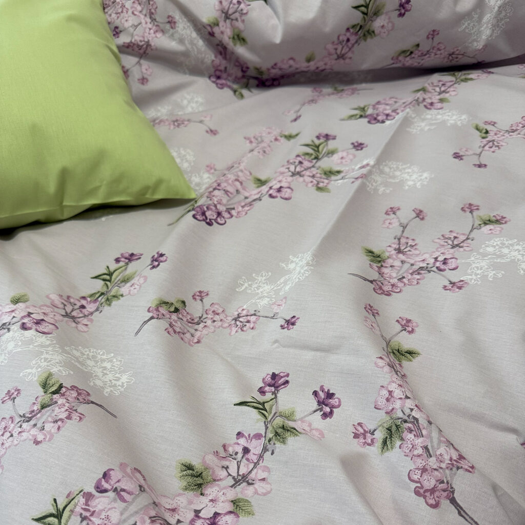 Lenjerie de pat florală 27 – detaliu material