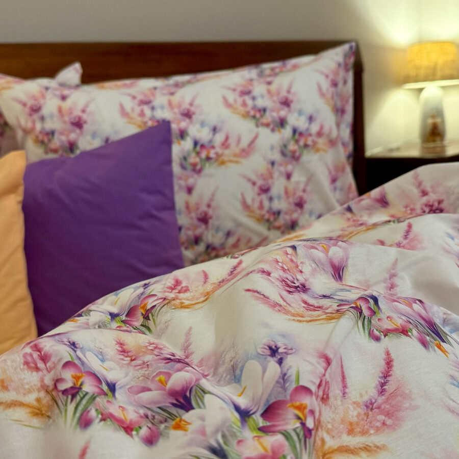 Lenjerie de pat florală 46 – in dormitor