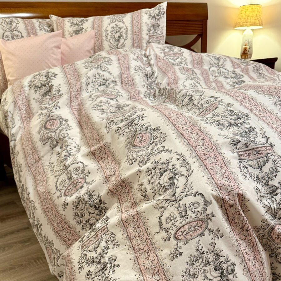 Lenjerie de pat florală 48 – vedere frontală